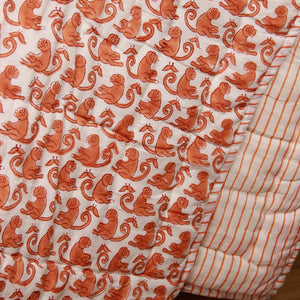 Naarangi Bandar Seamless Orange Baby Quilt - Moriyo Decor