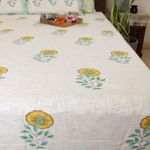 Royal Yellow Sunflower Bed Cover with 2 Pillow Cover Set - Moriyo Decor