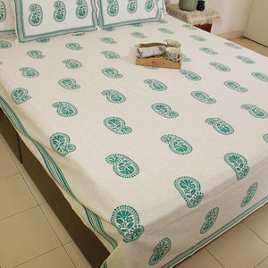 Jungle green Paisley Bedsheet with 2 Pillow Cover Set - 220TC - Moriyo Decor