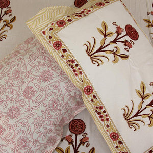 Red Suryamukhi Bedsheet with 2 Pillow Cover Set - 220TC - Moriyo Decor