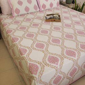 Gulaabi Kusum Bedsheet with 2 Pillow Cover Set - 220TC - Moriyo Decor