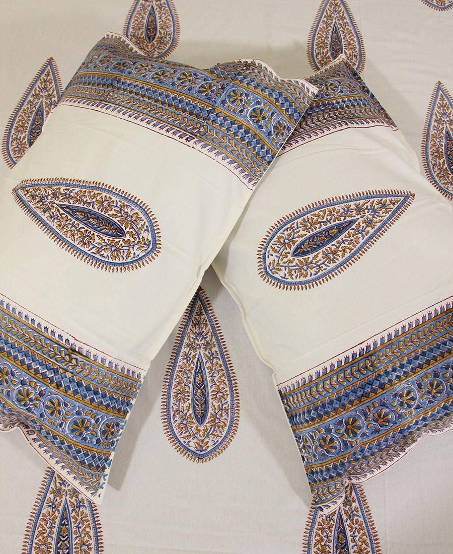 Neeli Pankhudi Bedsheet with 2 Pillow Cover Sets - 280TC - Moriyo Decor