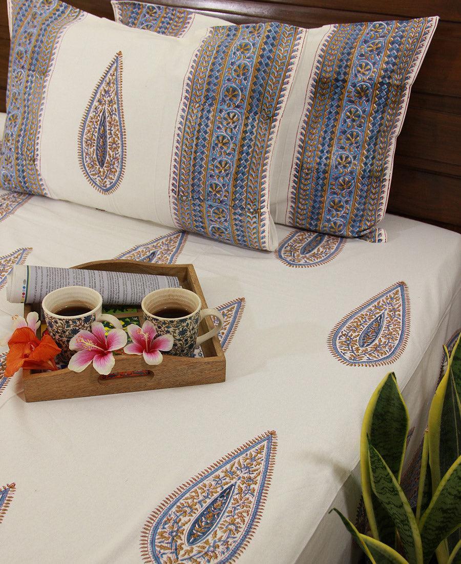 Neeli Pankhudi Bedsheet with 2 Pillow Cover Sets - 280TC - Moriyo Decor