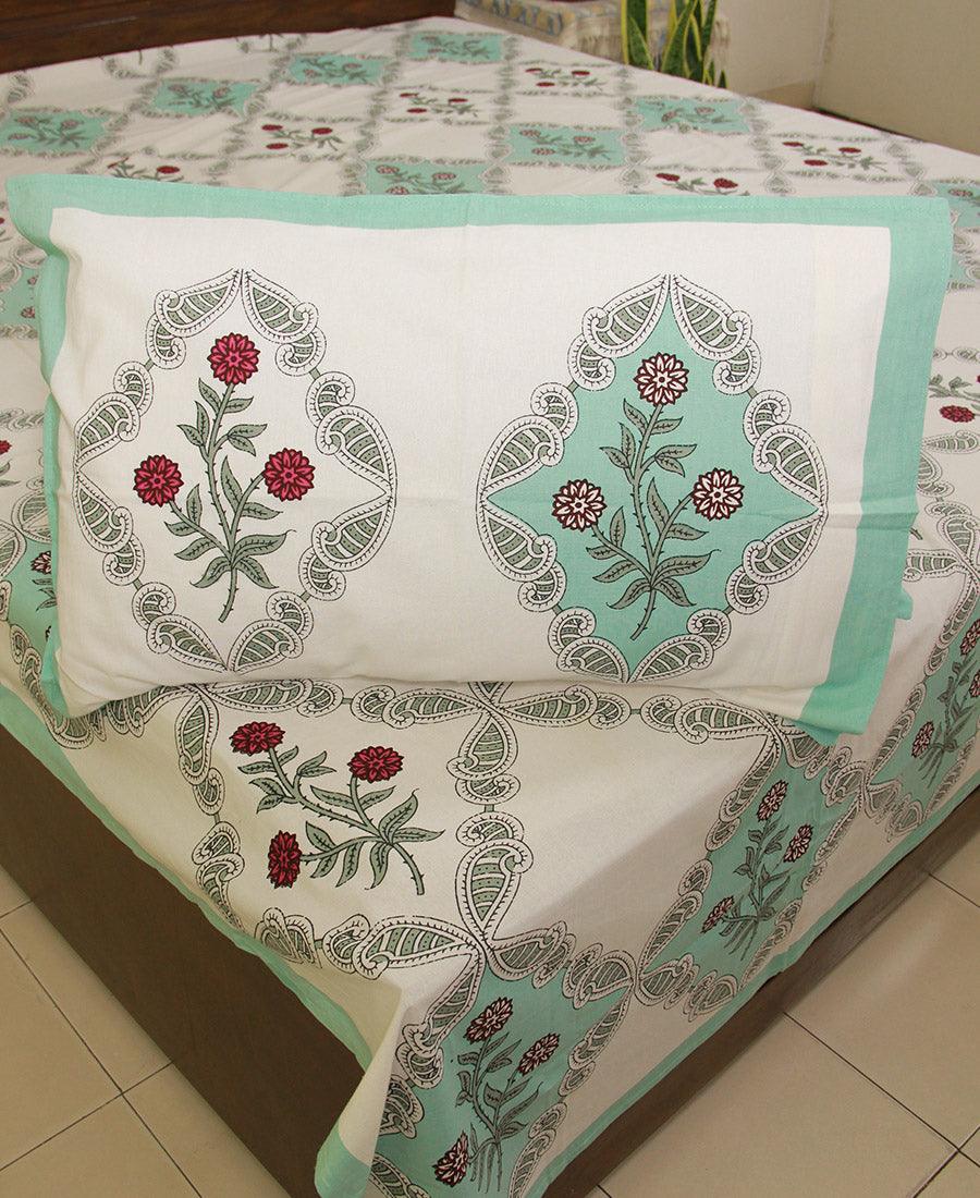 Red Stargrass on Green Bedsheet with 2 Pillow Cover Set - 220TC - Moriyo Decor