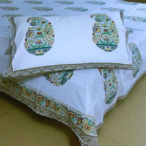 Paisley on Yellow Bedsheet with 2 Pillow Cover Set - 280TC - Moriyo Decor